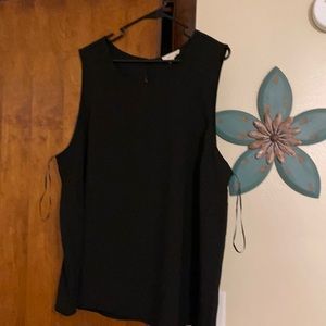 Black Sleeveless Top